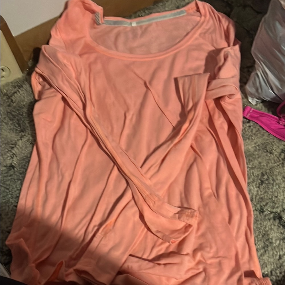 Women's Peach Top